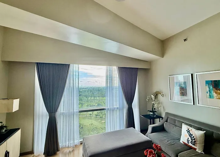 Spacious Bgc 2 Bedroom With A View
